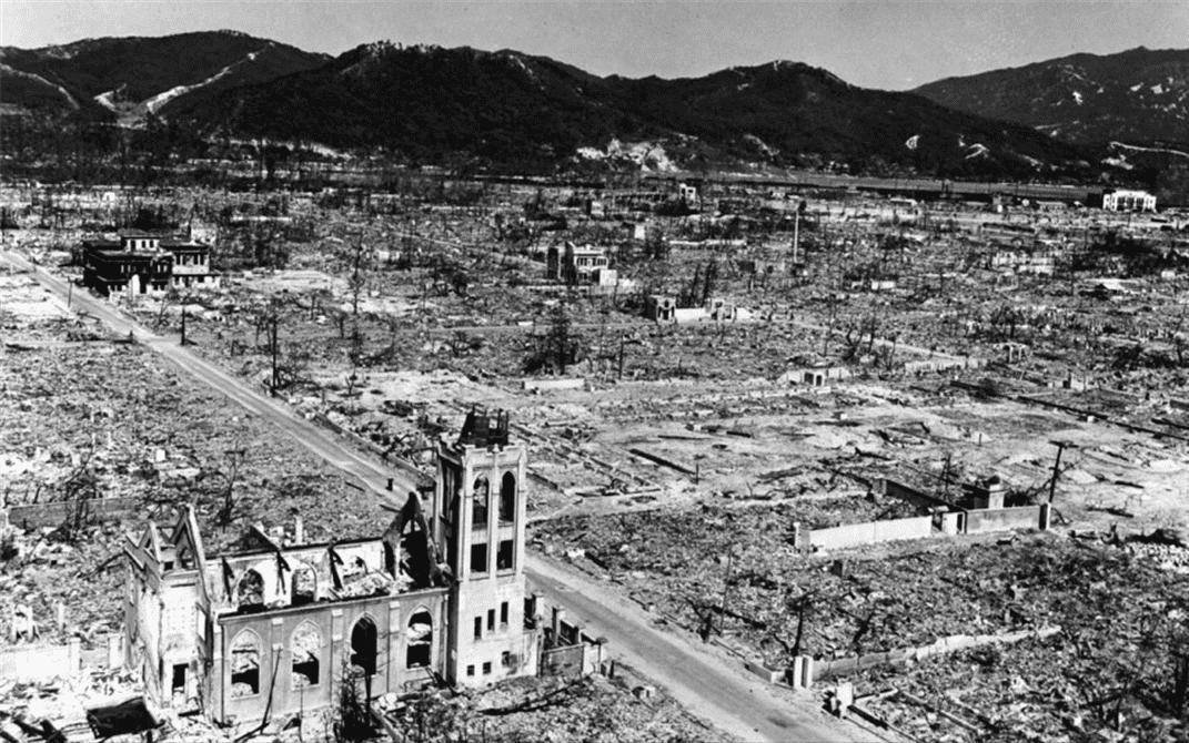 30张真实又罕见的老照片，阴毛假发工作者，我怀疑他用错地方了