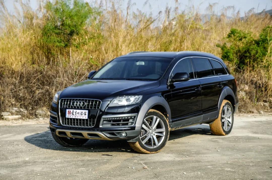 奥迪q7quattro脱困强大到可怕,奥迪07款q7quattro雪地爬坡