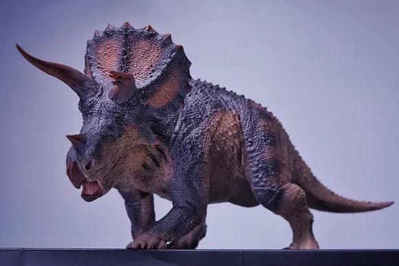 恐龙模型测评t-toy双脊龙jp版,安利亚恐龙模型镰刀龙