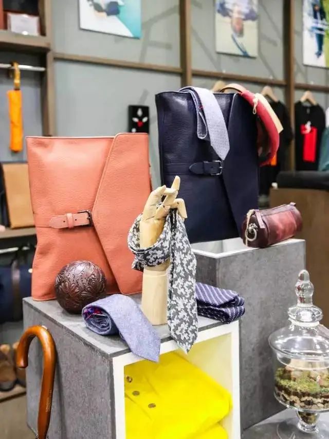 香港本地人爱逛的八间大牌名店,去香港必去的小众店铺