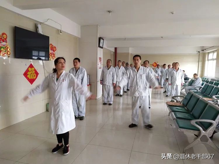 上海做护工1月拿到15000工资,医院做护工的真实感受