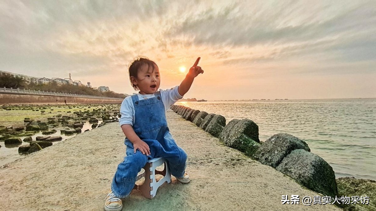 我，陕西姑娘，创业破产后，带女儿2年穷游20省，曾一天赚千元