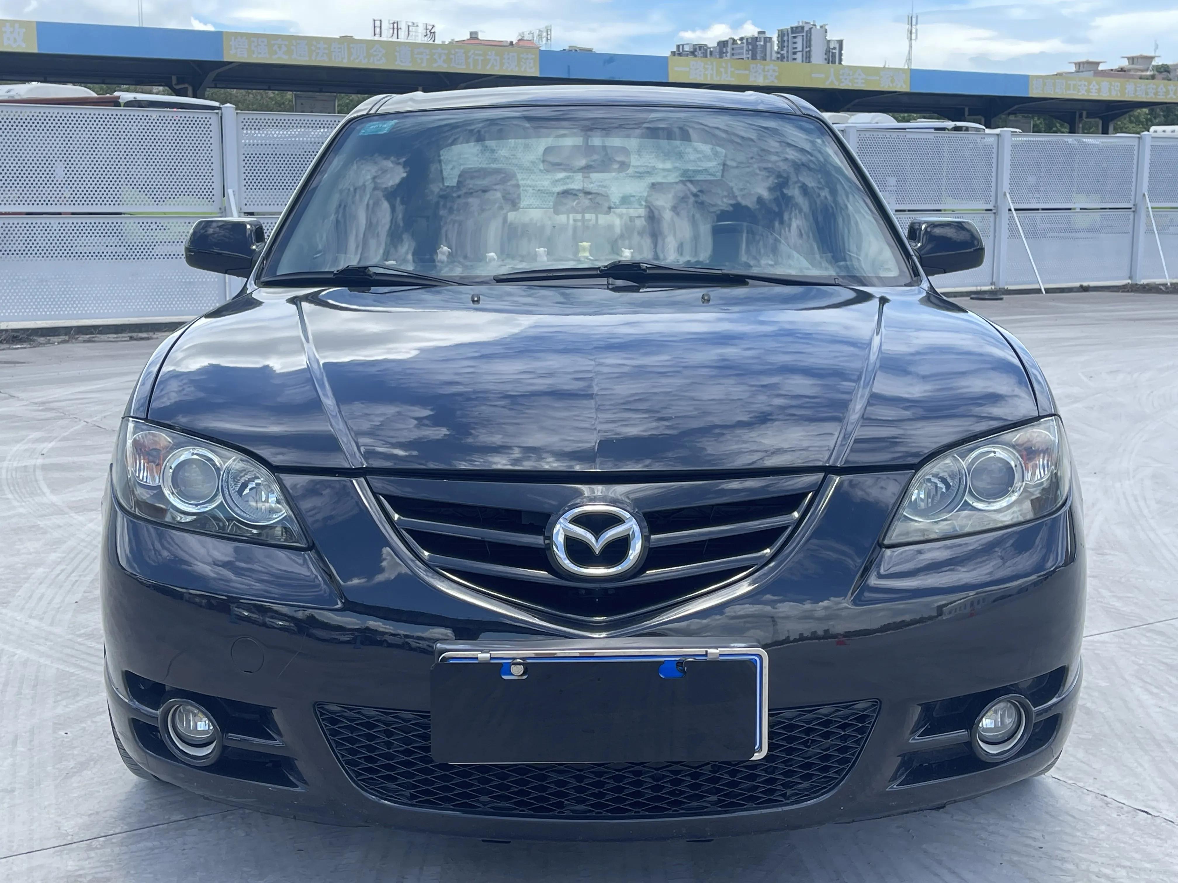 07款深灰色马自达32.0,2007马自达32.0手动豪华版故障