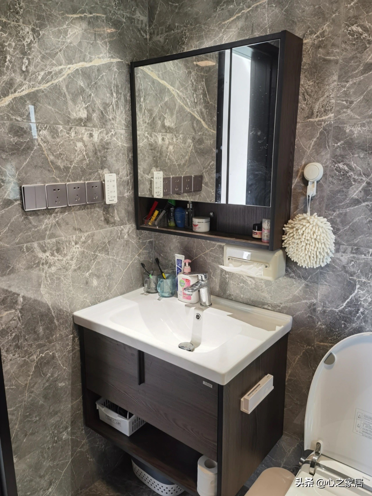 130平四室两厅二卫的客厅,130平米大四居