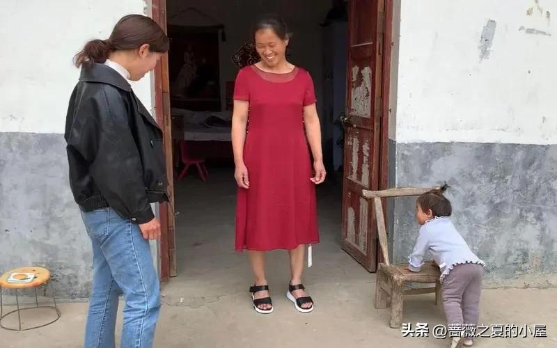 闰二月老婆婆给儿媳妇买鞋,闰二月婆婆给儿媳买四件套