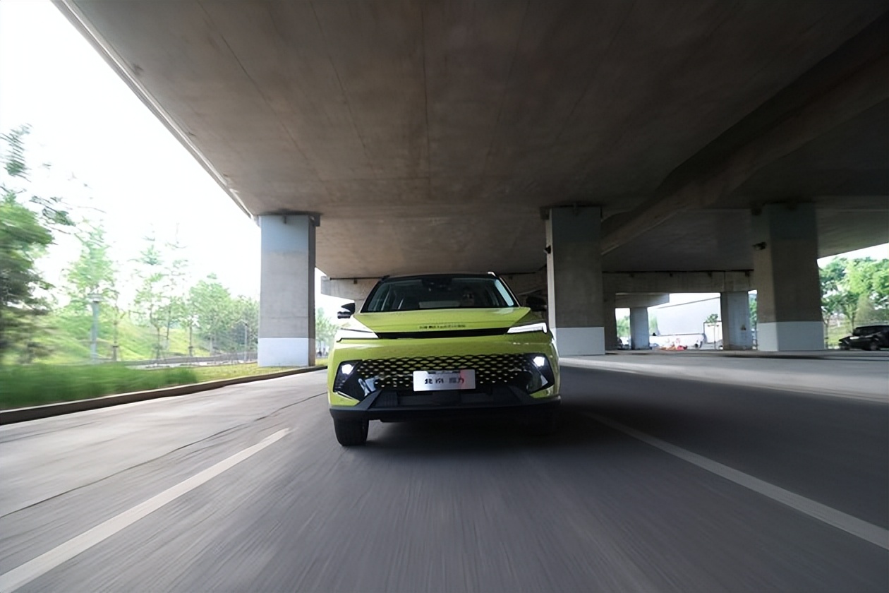 15万左右性价比高的车新能源suv,15万左右性价比高的车suvev