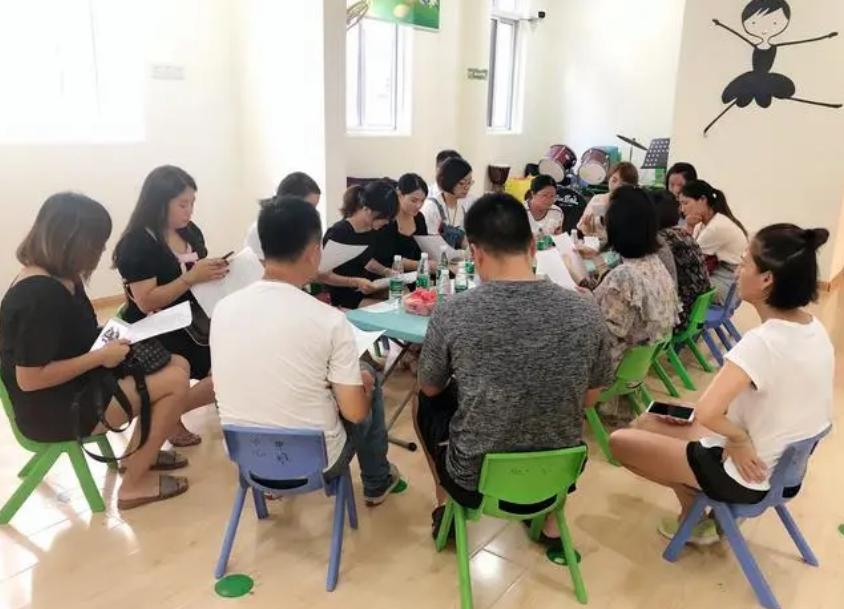 家委会收班费被举报后续,幼儿园费用家委会代收可以举报吗