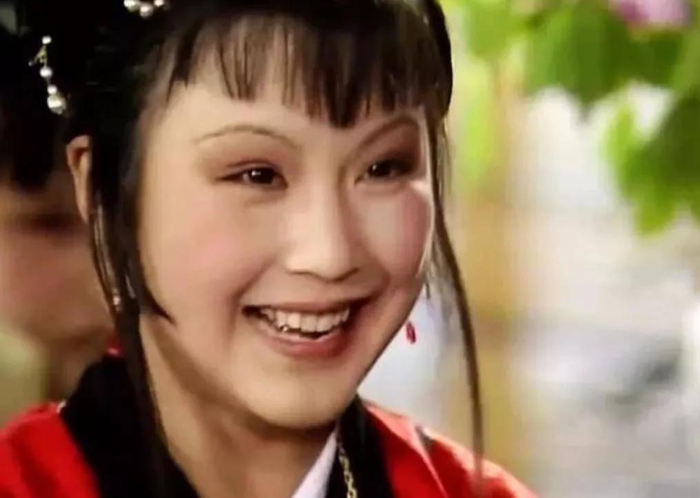 红楼梦中有薛宝琴吗,红楼梦薛宝琴在雪地里的画面