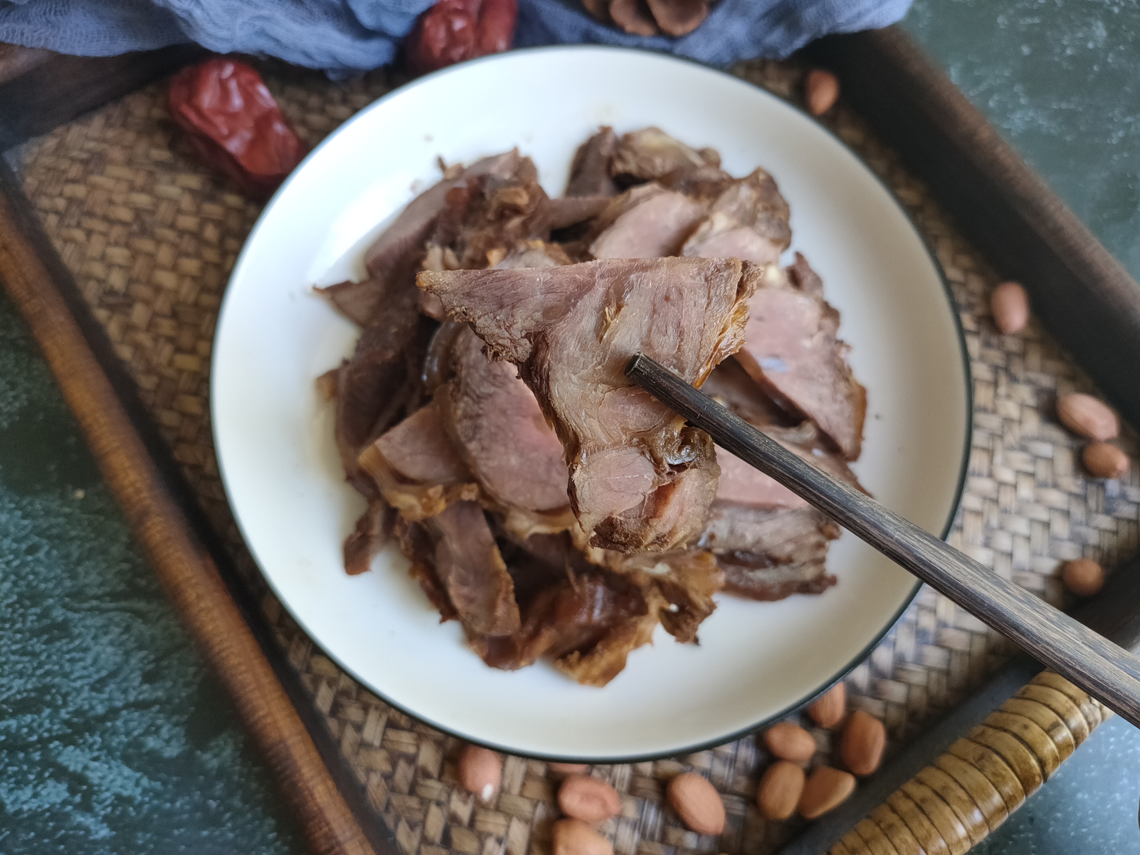 在家做酱牛肉为什么散花,做酱牛肉咋去腥