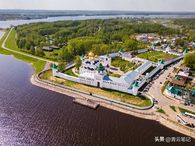 俄罗斯是一个有钱的国家吗,俄罗斯特殊时期还能旅游吗