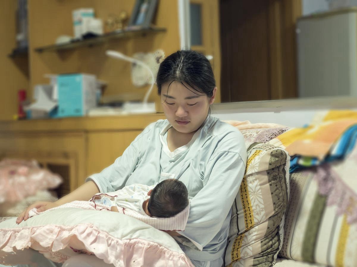 夏天坐月子如何避免吹空调,坐月子真的不能洗澡不能吹空调吗