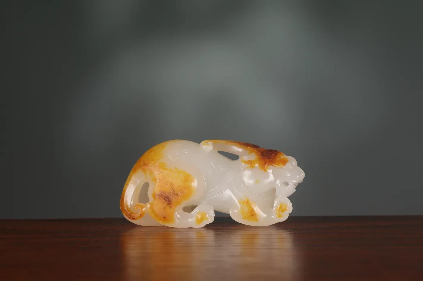 用灯光看玉,看玉要打灯吗