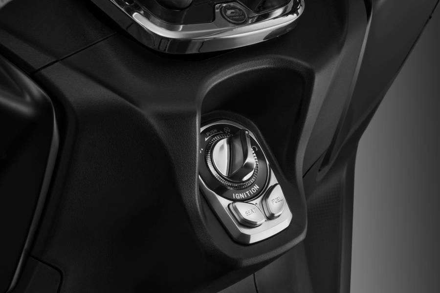 16999元的QJ鸿150正式上市，动力升级，配置拉满！