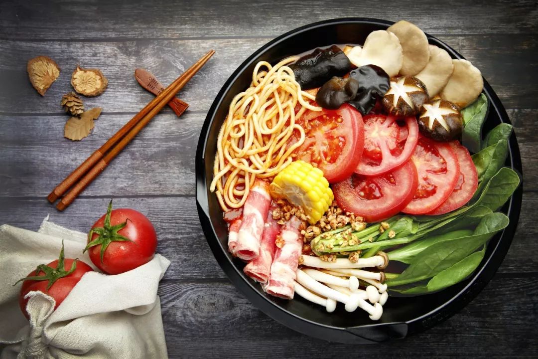 杨国福麻辣烫到底怎么发展起来的,杨国福麻辣烫竞争能力分析