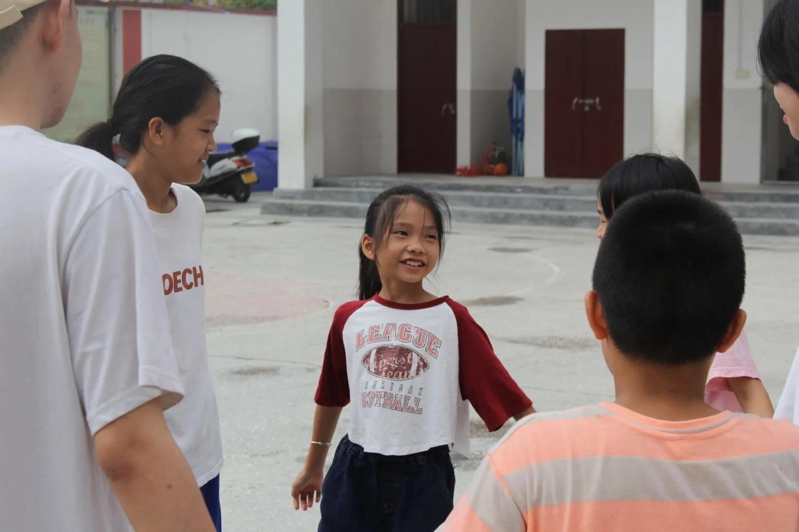 湖北二师艺愿支教西南行--见面第一课，梦想扬帆起航