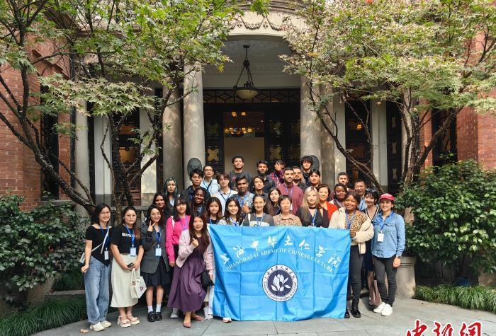 美国留学生游上海外滩,留学生的上海之旅