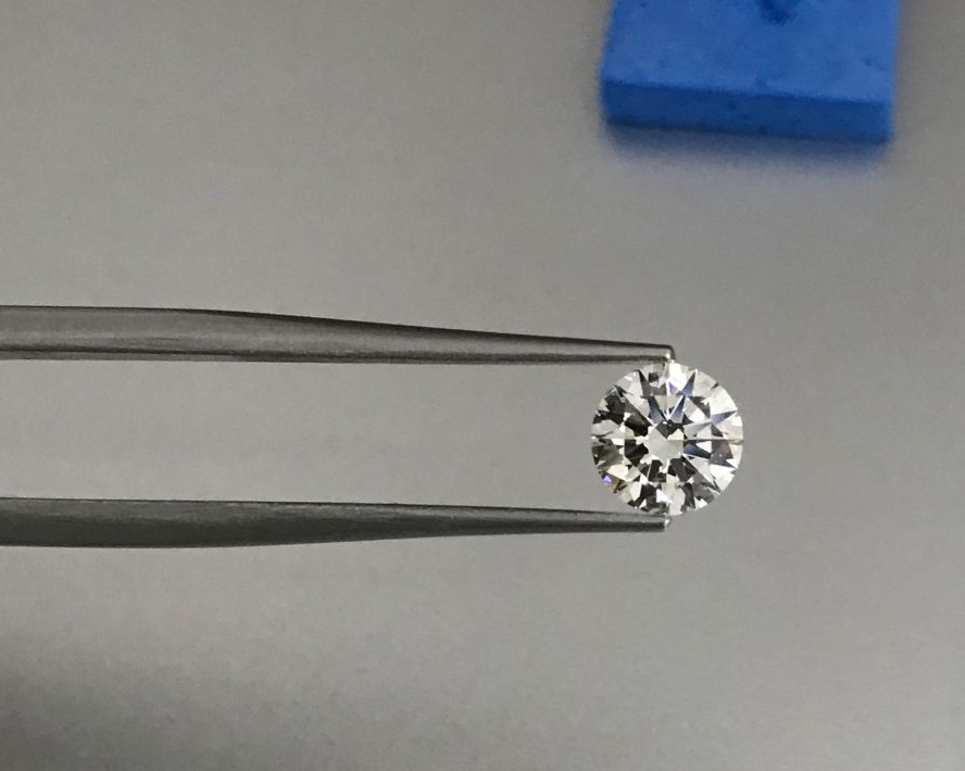 钻石裸钻是什么意思,裸指什么意思