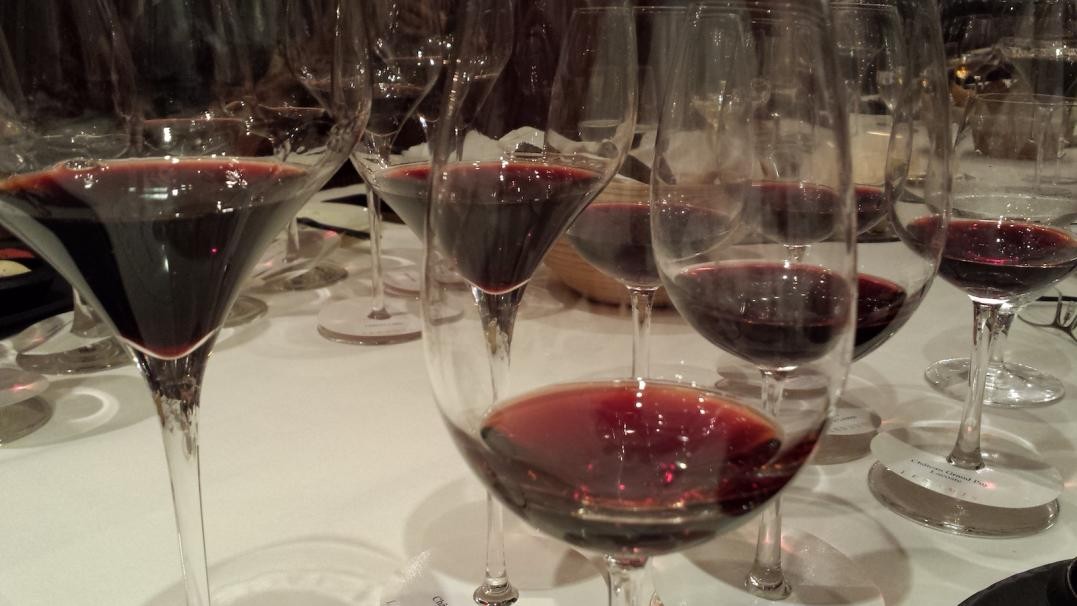 拉菲传奇属于大拉菲还是小拉菲,19年小拉菲和大拉菲有什么区别