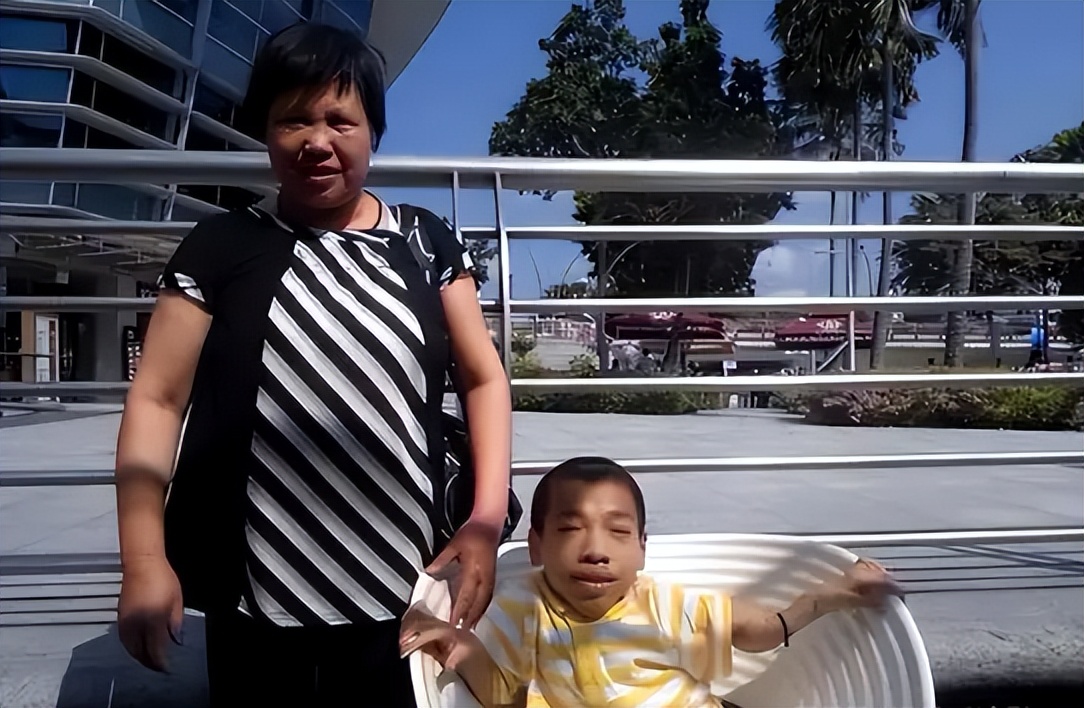 李创利16岁,广东小伙李创利