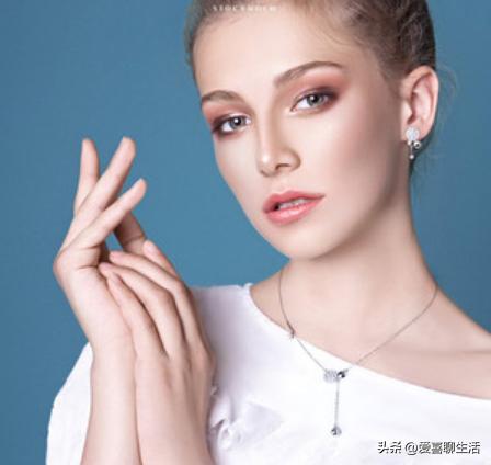 特殊的情人节花束这样送才是真爱,情人节实用礼物花