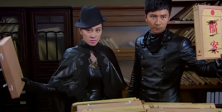 涂发胶抹口红，打仗住酒店，这些抗日剧，对得起以前的战士吗？