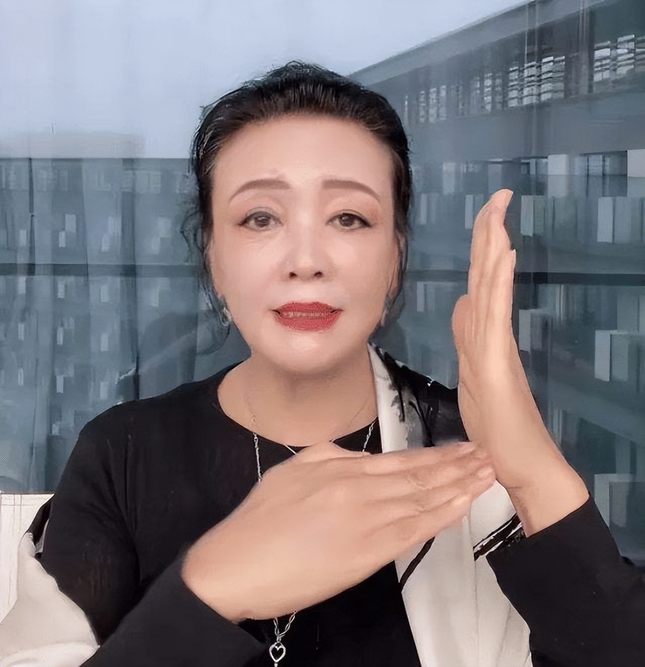 从富家千金到全家破产,从豪门千金到家破人亡