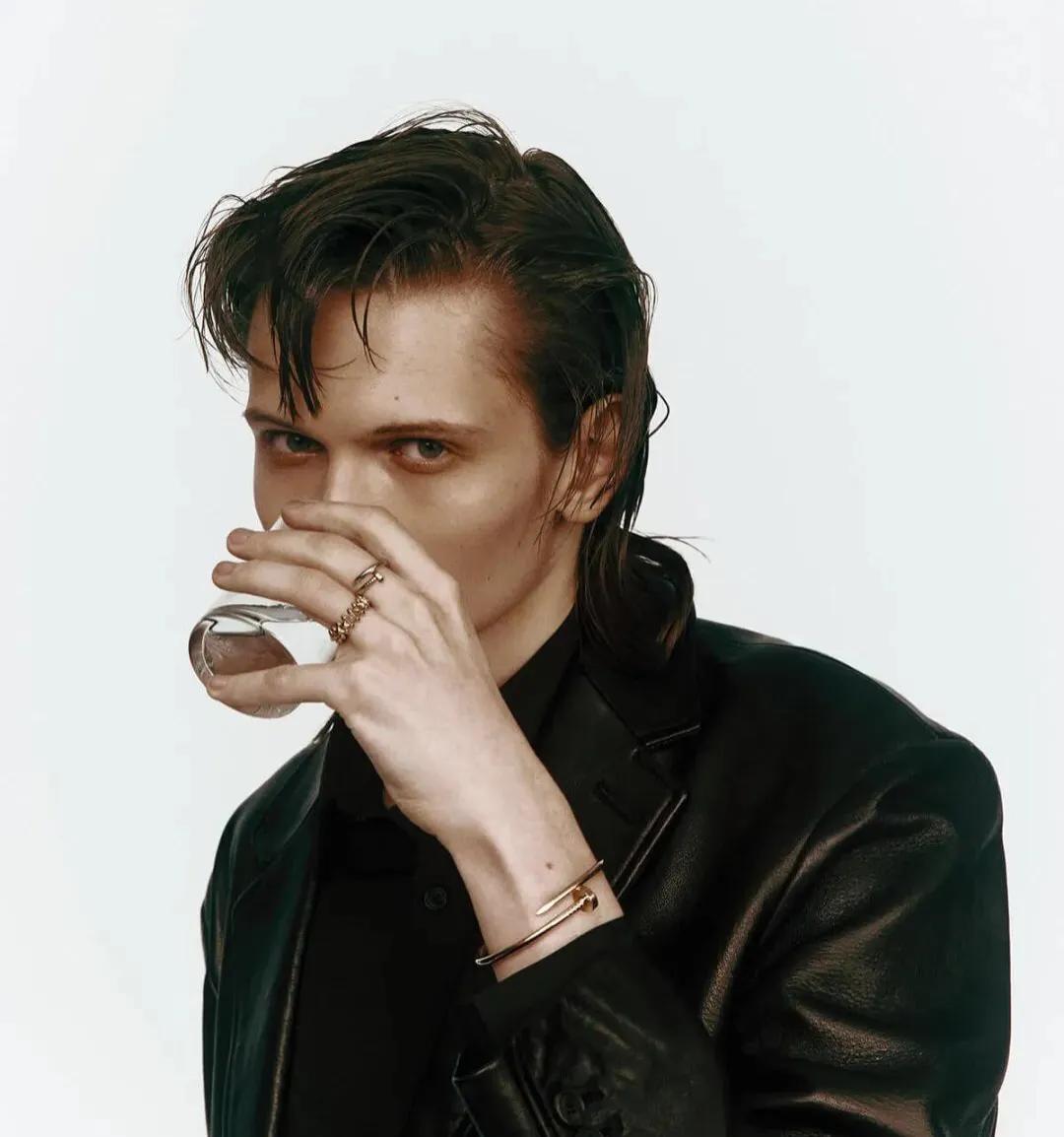 卡地亚最著名的珠宝系列love,卡地亚最新珠宝系列设计