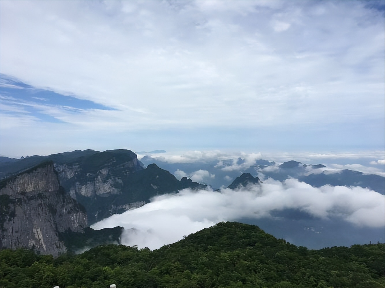 高安市到张家界旅游攻略,张家界最新攻略视频