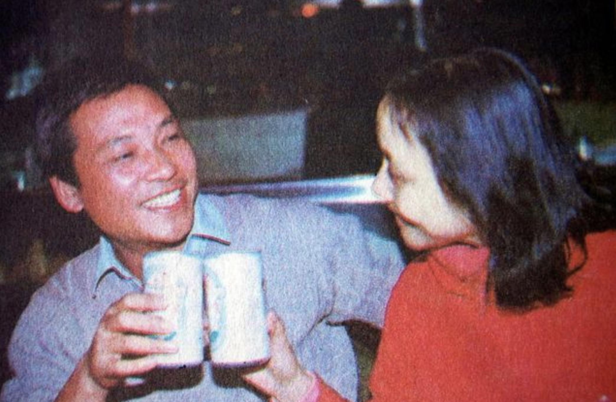 湖北夫妇遗弃残疾女婴后续,湖北弃婴博士亲生父母家庭状况