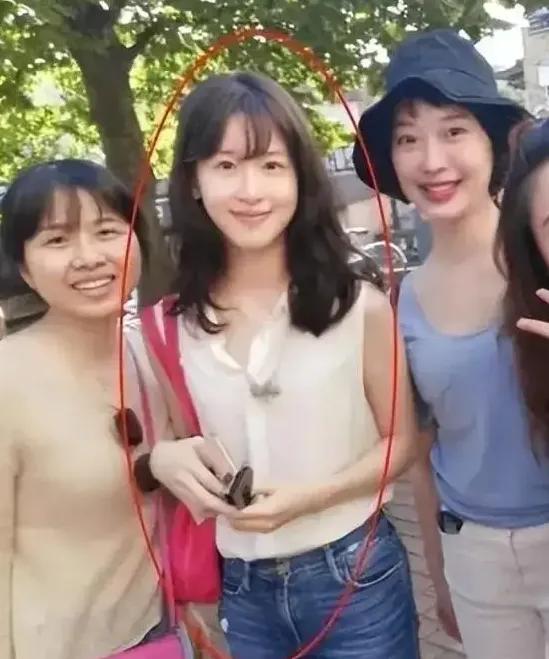 刘强东和奶茶妹在美国,刘强东带奶茶妹回老家视频完整版