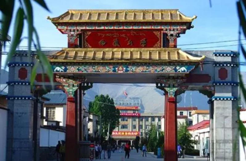 211大学毕业有没有找不到工作的,为什么211毕业的也混的不好