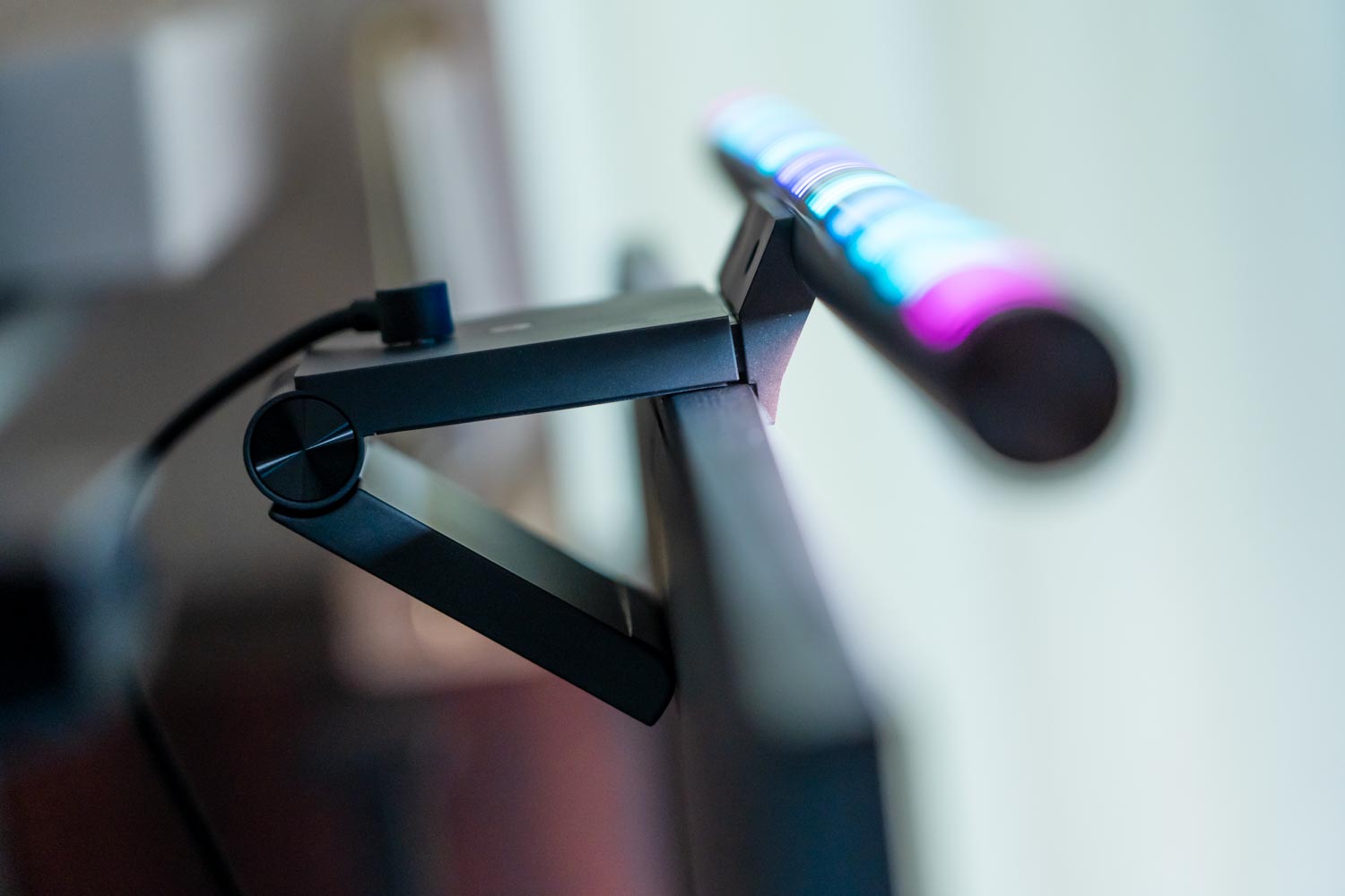 徕美视屏幕挂灯测评,徕美视显示器灯评测