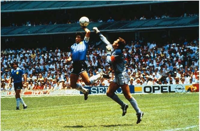 卡塔尔世界杯引发的争议,卡塔尔世界杯充满争议