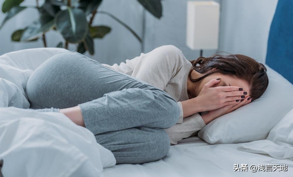 女孩新婚初夜出血后昏厥,21岁女生结婚大出血