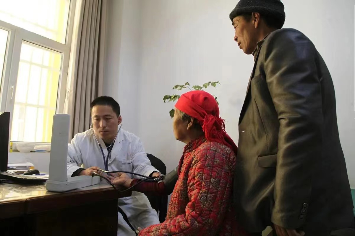 保健品山药粉骗局专骗老年人视频,面粉掺伟哥事件