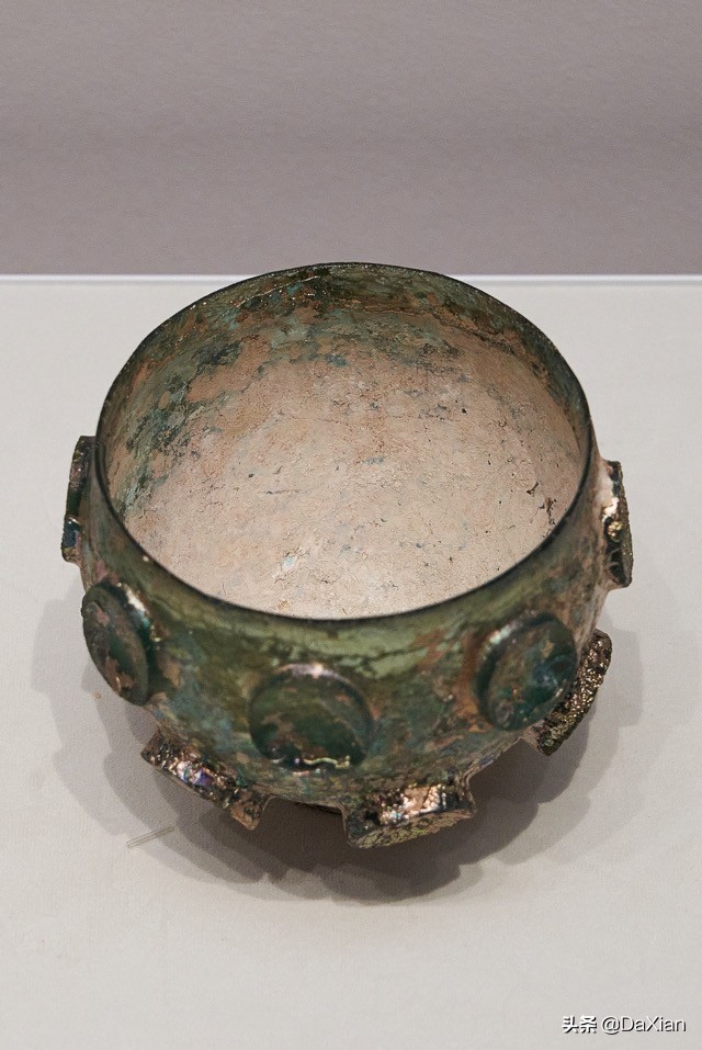 异彩纷呈：古代东西文明交流中的玻璃艺术之三（4）