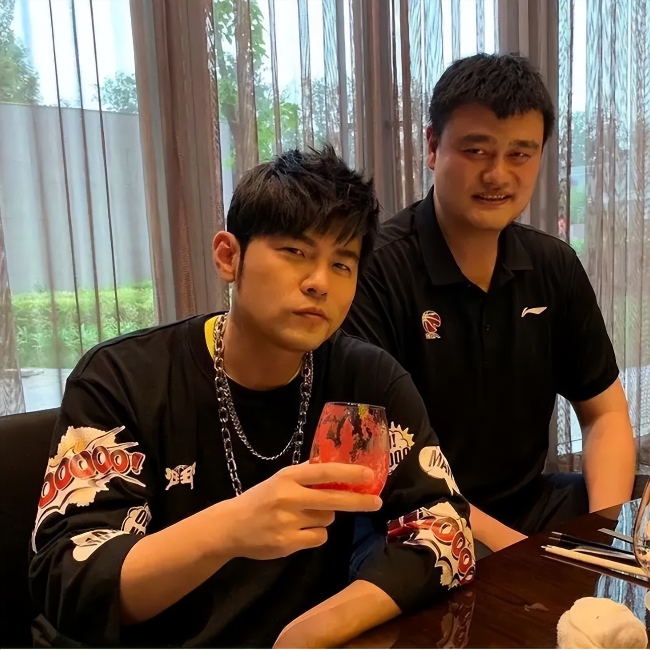 周杰伦新鞋,周杰伦回归见证