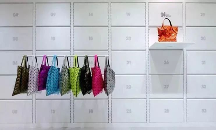 日本设计师三宅一生经典语录,日本顶级三宅一生设计