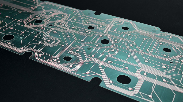 电脑键盘的各个键的功能和用途,不用了的电脑键盘能拿来做什么