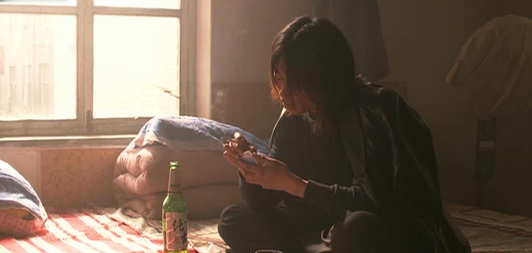 人性与欲望交织的*理片伦**，老光棍娶不起媳妇，心生恶念犯下大错