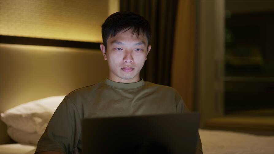 关于尿道进入异物怎么治疗,尿道里面有异物怎么办