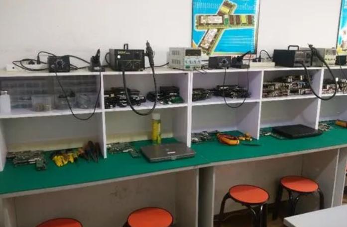 璁＄畻鏈虹淮淇伐鎶ュ悕,璁＄畻鏈虹淮淇伐楂樼骇璇佹湁鐢ㄥ悧