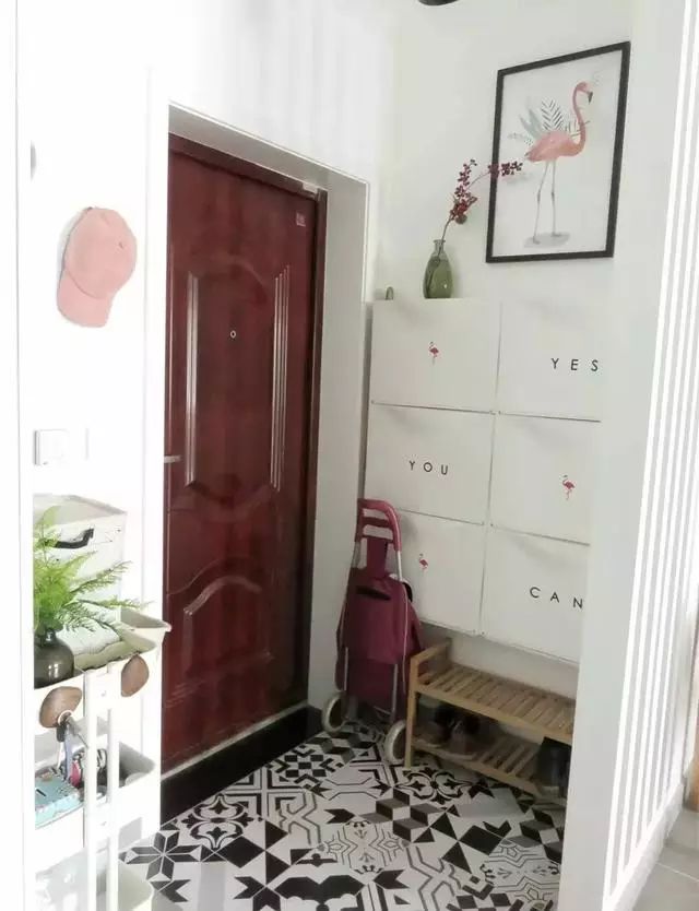 门套颜色与门不一样效果图,门套与门色差太大怎么办