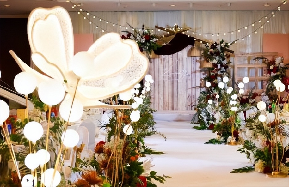 昆明佳华广场酒店餐厅介绍,昆明佳华广场酒店官网