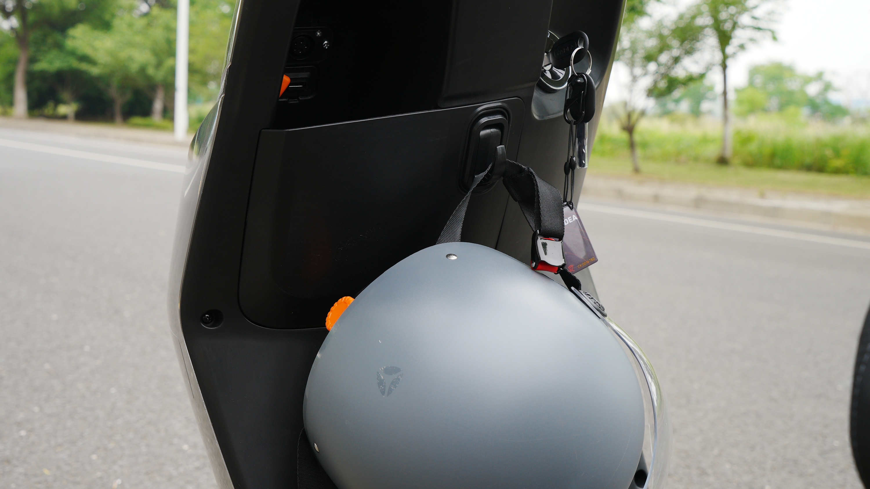 电动车座椅买哪种好,猛马电动车怎么选