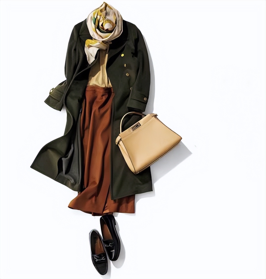 讲究女人最爱的“基本款”，为什么越穿越美？20套穿搭，全是大招