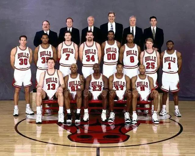 美评十佳球队,美媒评历史前十名球员