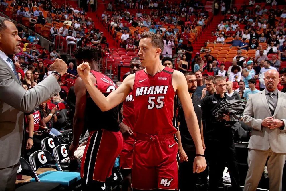 nba本赛季退步球星,本赛季nba退步的球星安东尼戴维斯