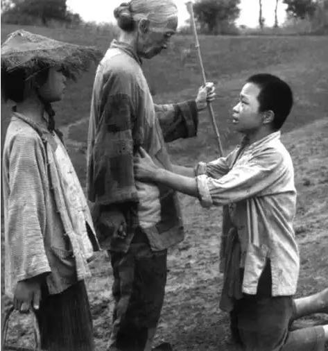 贫苦农民的儿子，被坑多次的打工人，戎马一生的共和国元帅彭德怀