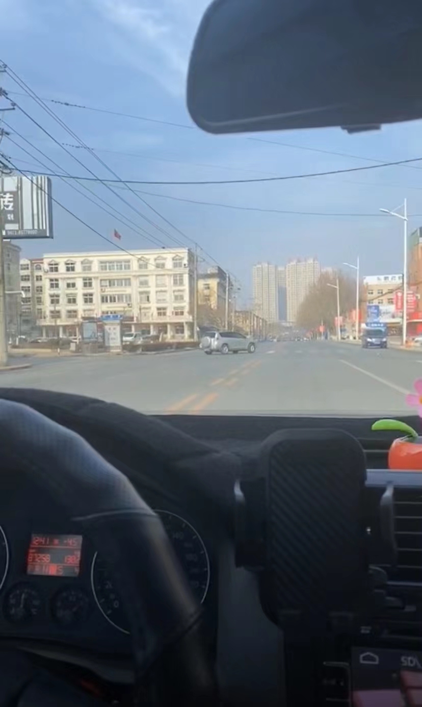 速腾1.8t自动冠军版烧机油,08年二手速腾1.6l手动会烧机油吗